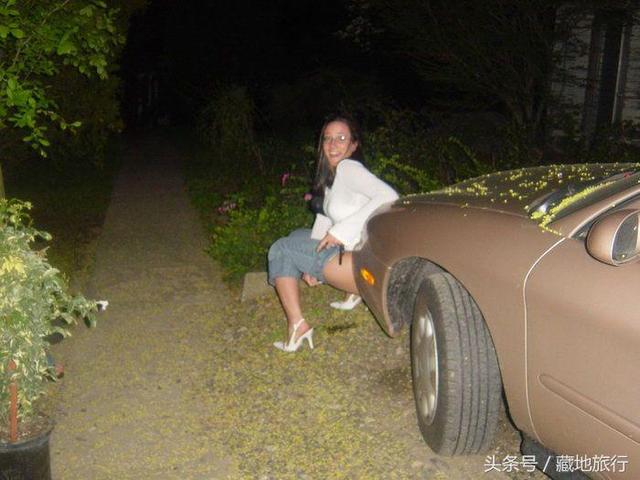 中国游客在澳大利亚随地大小便被逮捕