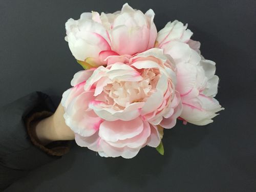 浪漫小把牡丹花3头捧花 牡丹把束婚礼装饰花婚庆永生花淘宝货源
