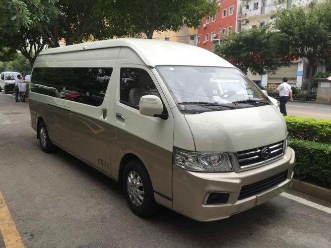 【厦门二手车】2015年10月_二手金龙面包车_价格13.98