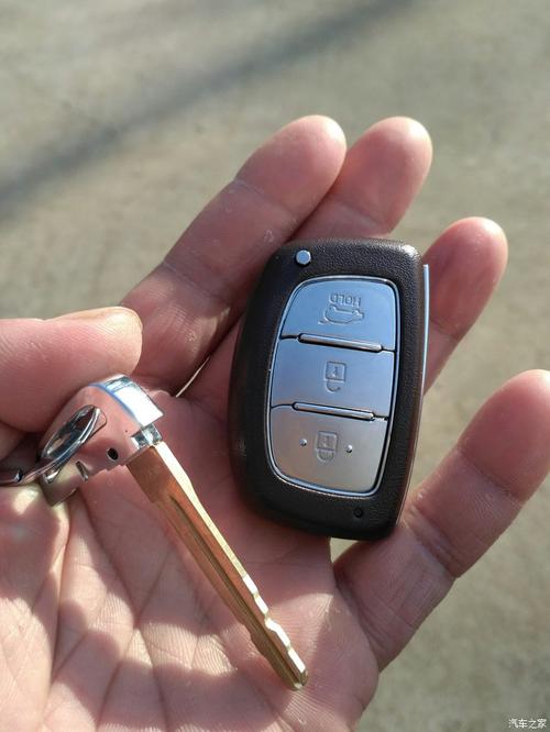 【图】如何换遥控钥匙电池_北京现代ix25论坛_汽车之