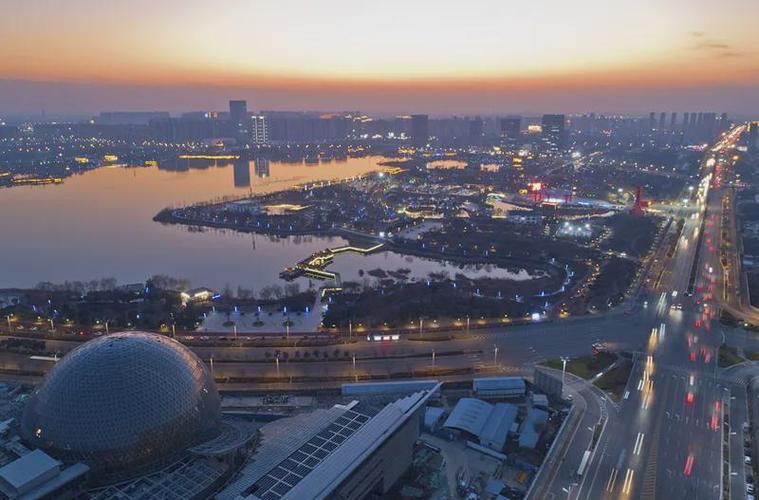 商丘日月湖落日余晖美如画