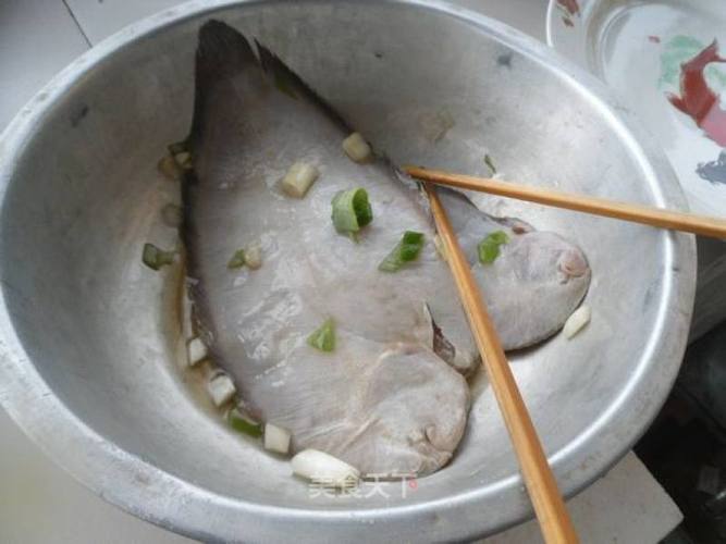油煎鳎米鱼的做法_油煎鳎米鱼怎么做_馋嘴乐的菜谱_美食天下