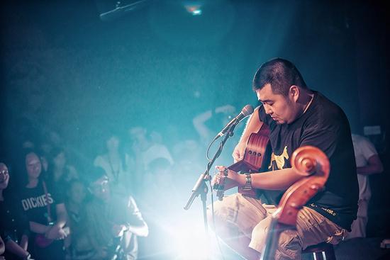 城市诗歌之2016宋冬野 "年少一梦"武汉演唱会