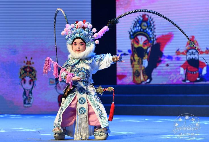 第二十二届中国少儿戏曲小梅花荟萃活动侧记