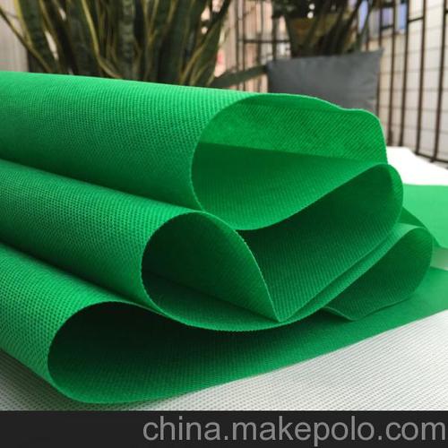 大量现货供应绿色90gpp无纺布 耐磨环保pp聚丙烯无纺布 背景布