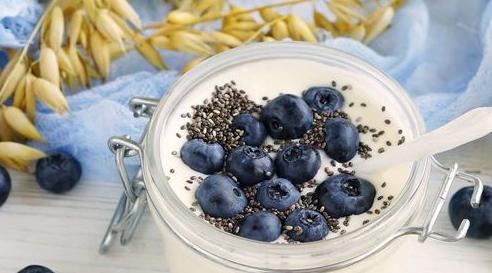 蓝莓太贵,吃不起?种子不要扔,埋土里,3年结果,想吃就摘