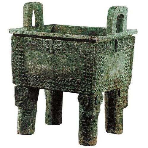 三星堆青铜器vs商代,看样子渊源很深滴