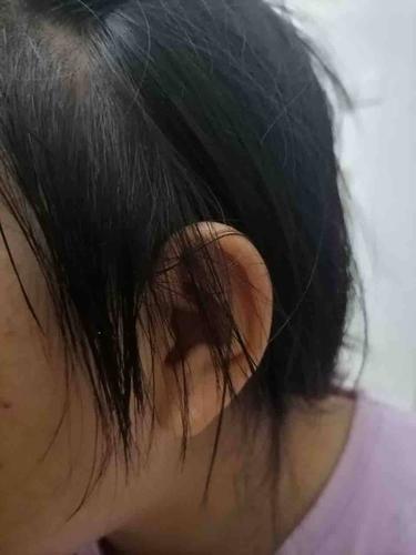 老师强行剪学生头发违法吗