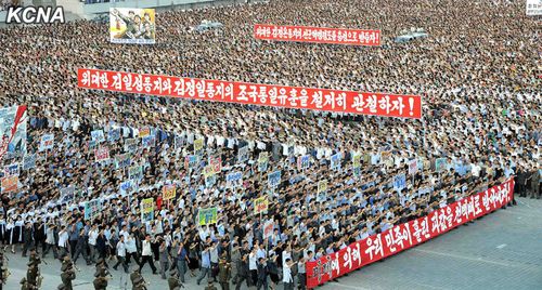 高清朝鲜平壤市群众举行反美斗争日10万人集会