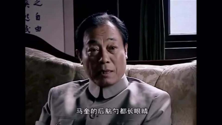 《潜伏》,站长吴敬中最后撤退的时候,为什么一定要带着余则成?