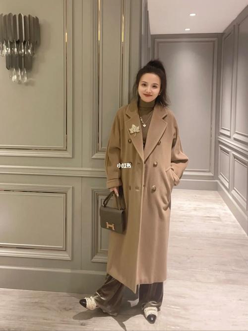 今日穿搭ootd|maxmara101801经典驼大衣_大衣_ootd_穿