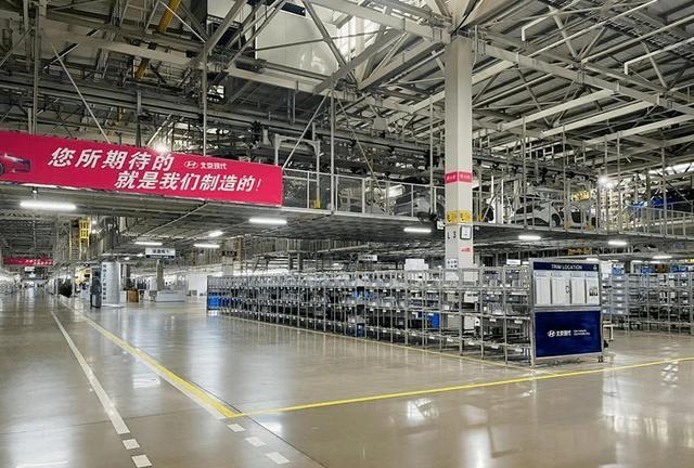 探访北京现代工厂,透过第七代伊兰特见识真正的现代技术