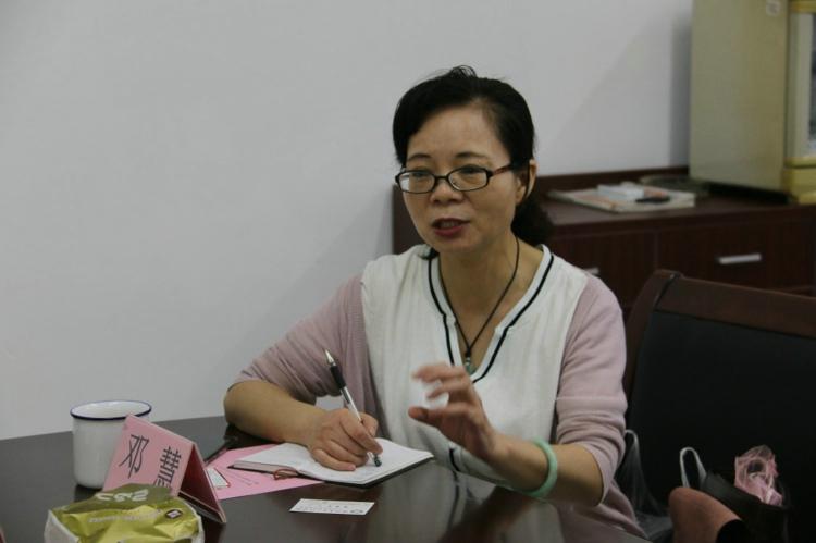 仲恺农业工程学院人文与社会科学学院院长曾秀兰一行来我院座谈交流