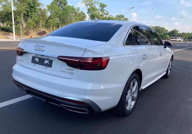 奥迪为销量放下"尊严"!a4l下探到24.28万,30天卖了11838辆