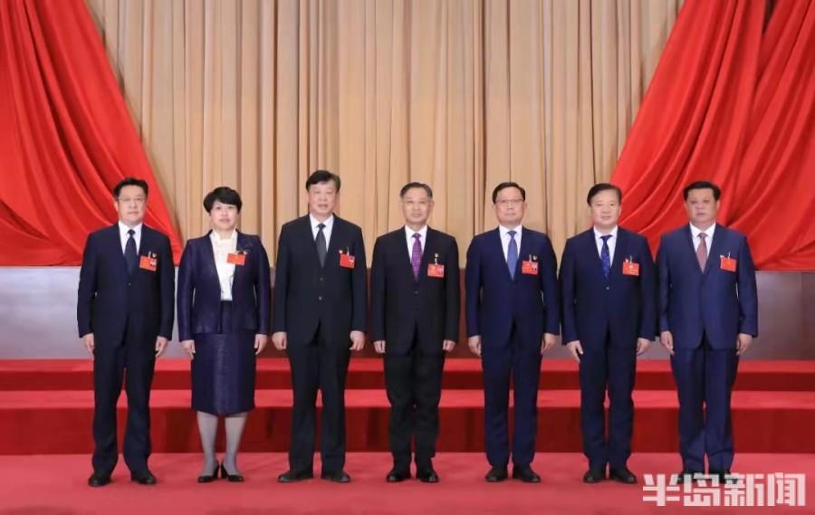 曹杰军当选为平度市人大常委会主任赵兴绩当选为平度市市长