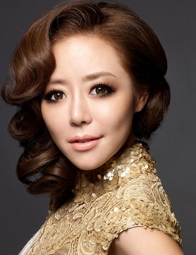 今日女星:歌手安又琪(图)