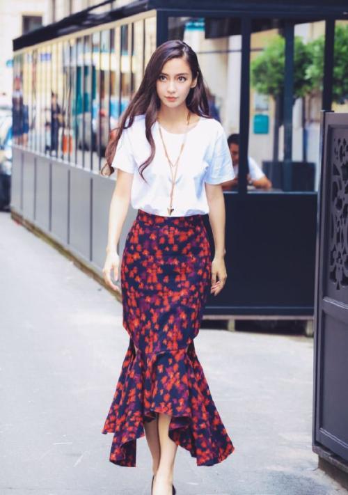 杨颖高跟鞋蓝连衣裙 连衣裙好看