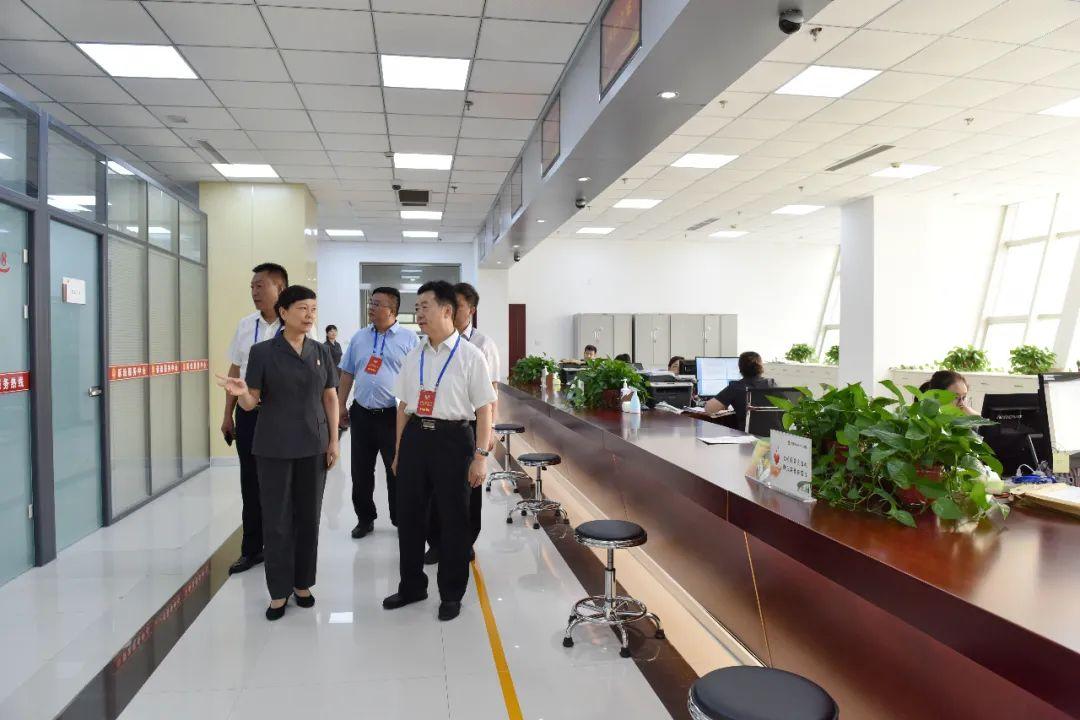 视点▏市政协副主席崔合荣到许昌中院调研扫黑除恶专项斗争工作