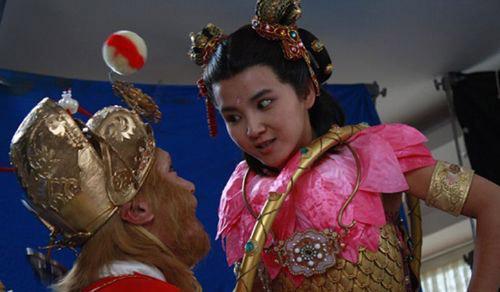 跪求西游记续集扮演哪吒的朱琴的资料