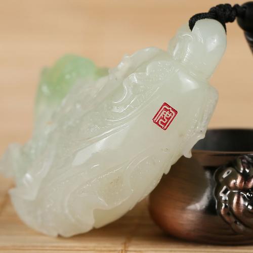 苏工省级玉雕大师张安琪 和田玉翠青挂件 富甲天下 赐福加持