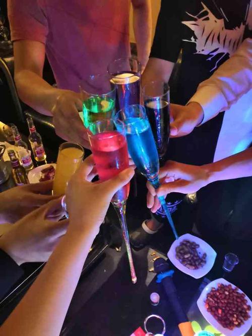 伊贝莎量贩式ktv-"都很好,玩的很开心,以后会常光顾的