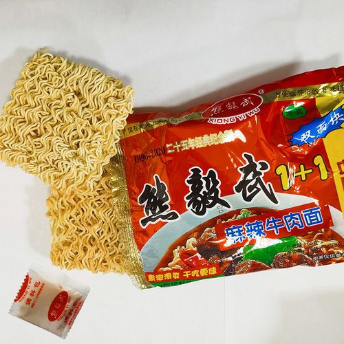 熊毅武方便面双胞胎面饼整箱干吃泡面8090怀旧干脆