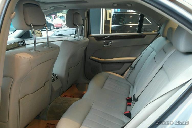 奔驰e级三厢 2010款 1.8t 自动 e200优雅型