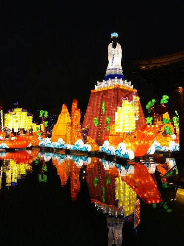 【携程攻略】成都武侯祠景点,来看灯会,人超级多,可能