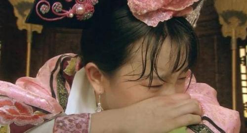 清朝唯一一个被脱掉裤子打板子的妃子,谈谈"珍妃井"的