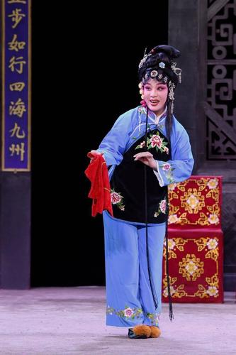 群芳争艳满园春 ——第二届"梅妃杯"莆仙戏中青年演员