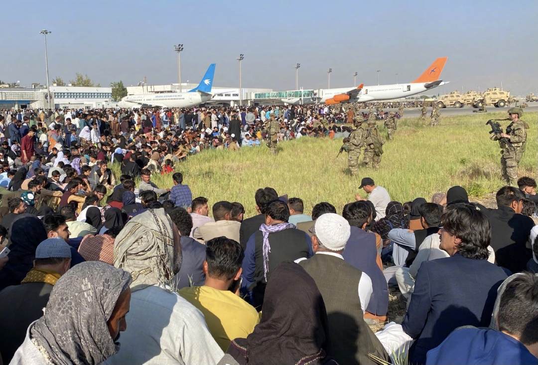 阿富汗喀布尔机场混乱持续已有至少20人死亡