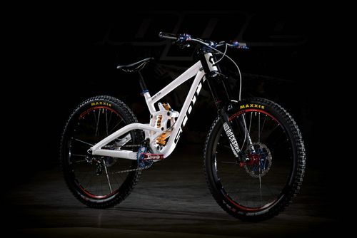 2017凯恩斯世锦赛 - 定制涂装速降车(1)