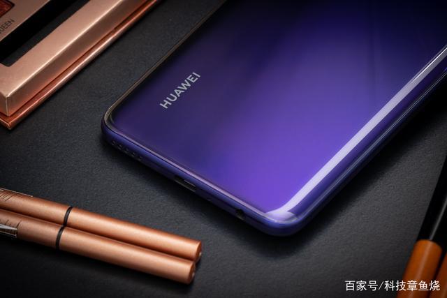 5g潮流时尚新品 华为nova7 se的美藏在光影灵动之间