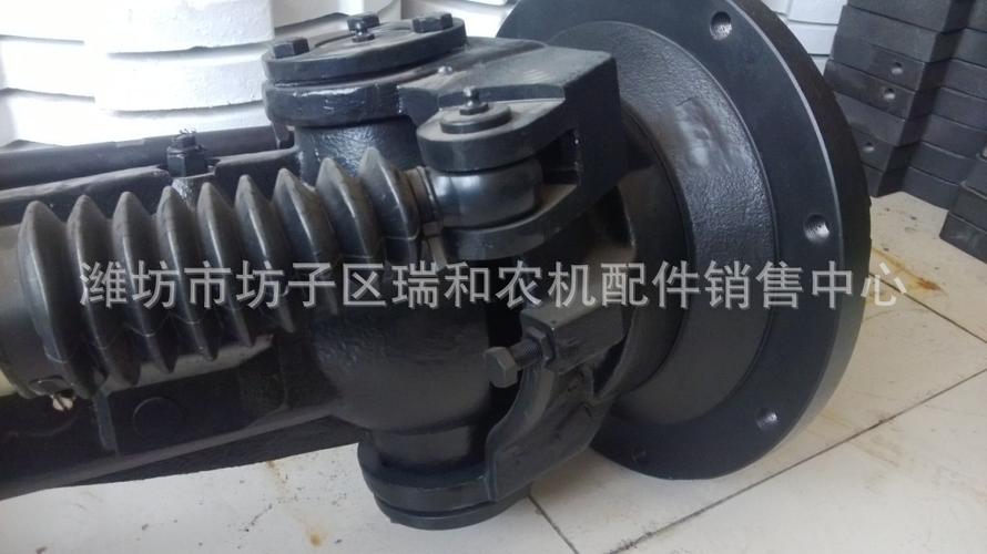 供应福田雷沃欧豹拖拉机前桥配件