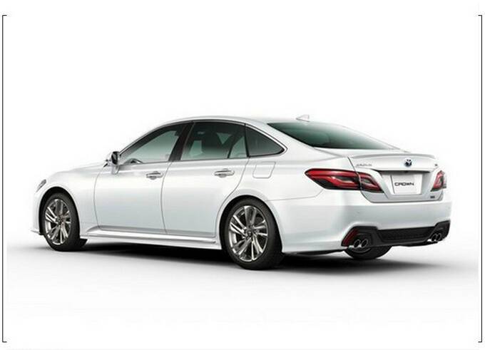 丰田全新皇冠轿车发布时间曝光!换2.5l混动引擎,尺寸再升级