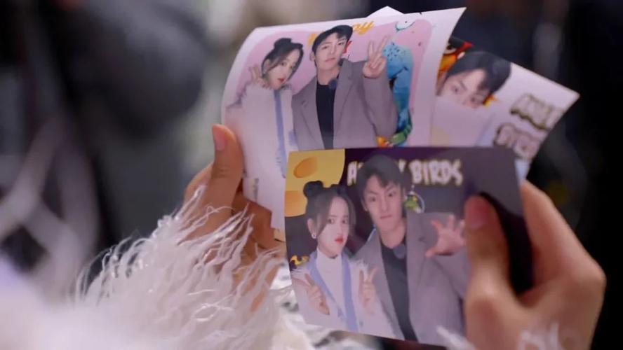 也有不少网友表示看了明越夜cp的互动想起了自己甜甜的校园恋爱甜甜