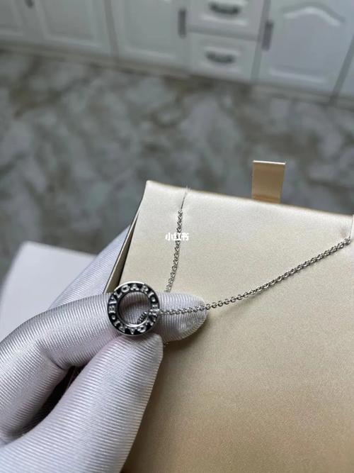 入手一个简单有好看的宝格丽慈善款项链