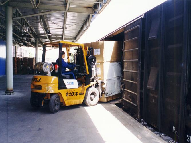 容桂容里,扁窖,容边,高黎,华口,大芩叉车出租装卸搬厂图片