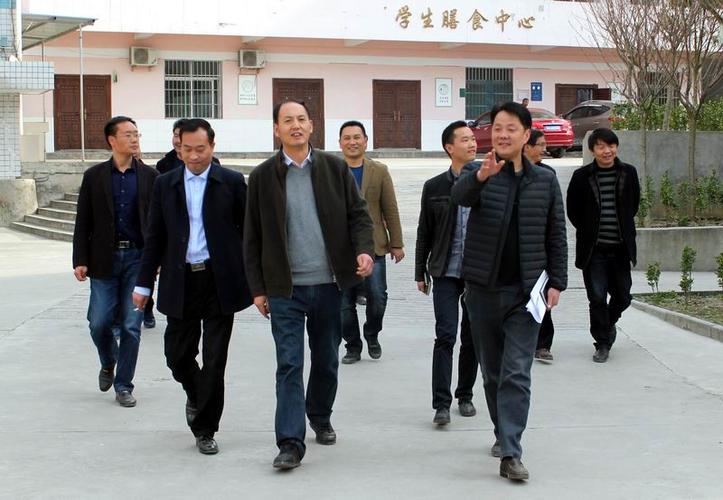 县委常委,常务副县长罗云忠莅临我校检查