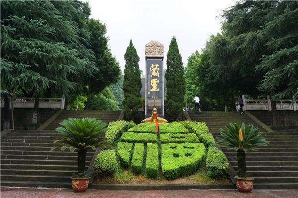 重庆九龙坡龙台山陵园环境交通及墓价介绍