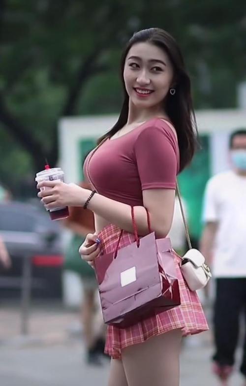 这样的微胖女神,喜欢吗