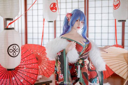 cos正片碧蓝航线圣路易斯雪下之饮