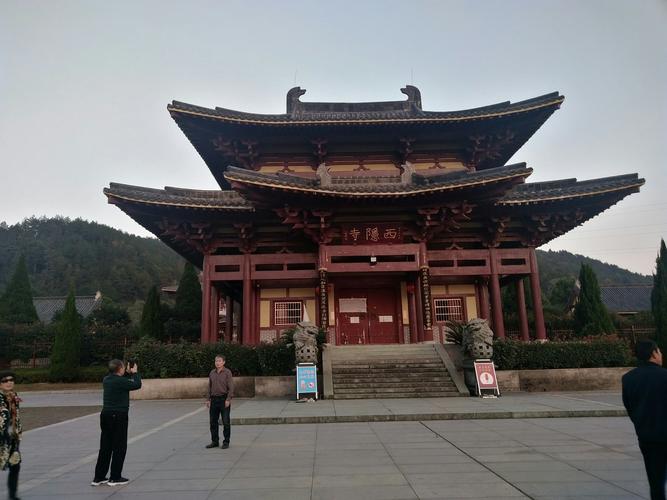 上饶市槠溪老街的景真美和南昌市东乡区西隐寺.2020/11/7