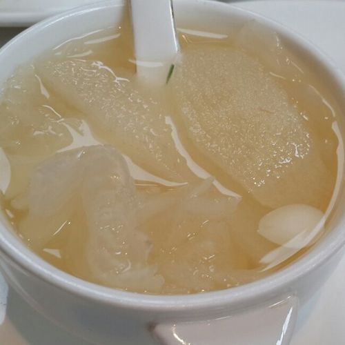 海底椰银耳雪梨汤