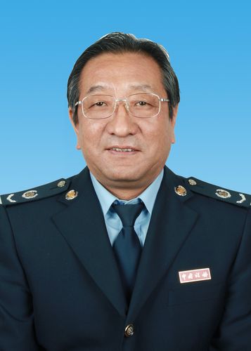 连翰,男,汉族, 1963年7月生,山西沁源人,1995年1月加入中国共产党