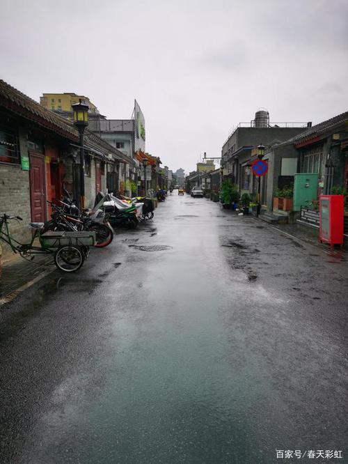 北京旅游一定要参观北京胡同,了解胡同文化,品尝胡同里的美食