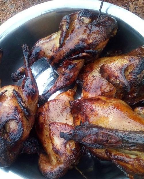 农村人的土窖烤鸡出炉那一瞬间绝对颠覆你眼球口水直流