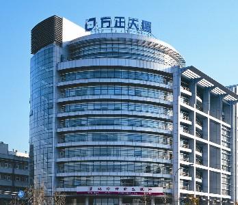 方正大厦外观图