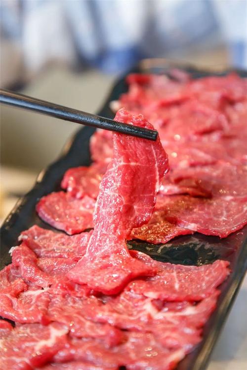 快来浦西万达的这家潮汕牛肉火锅店,解锁冬日吃牛秘籍吧!
