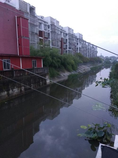 江苏省扬州市江都区振中路靠近扬州市江都区丁沟镇党委政法委